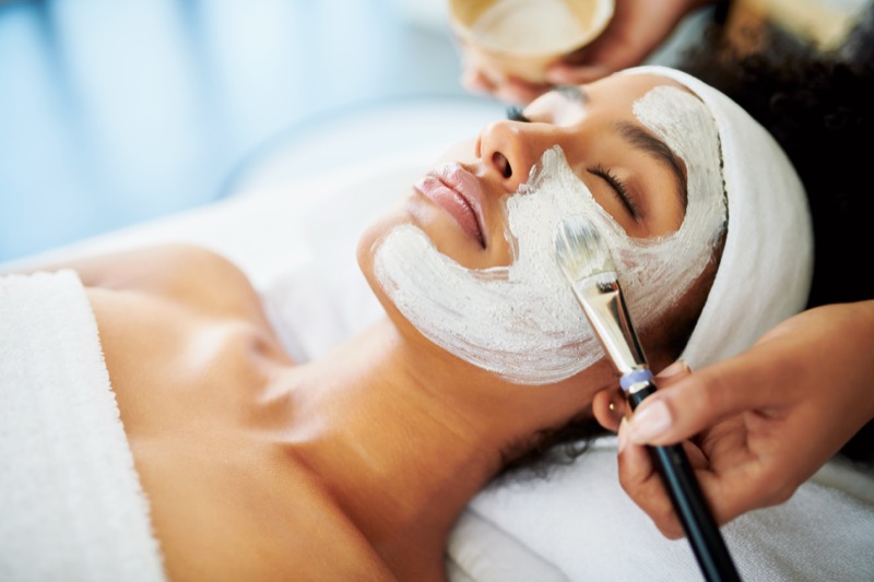 Why Winter is The Best Time For a Chemical Peel